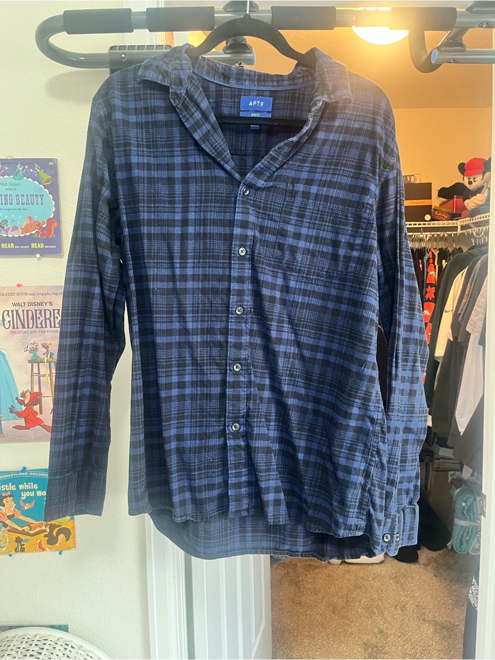 Apt. 9 blue & black plaid button-up flannel shirt